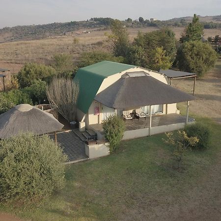 Nullarbor Cottages Magaliesburg Exterior photo